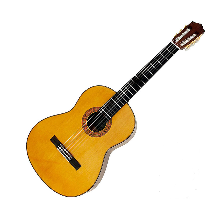 Yamaha C70 Classical Guitar with Spruce Top